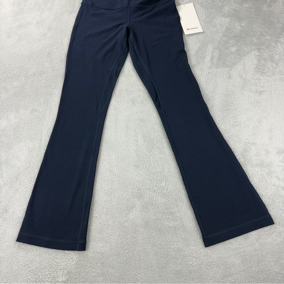 Lululemon NWT Women's Size 6 (24x28) Align Mini-Flare Pant *XShort W5FCHS Style - Picture 10 of 11